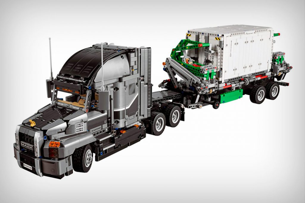 LEGO Technik - Mack Truck